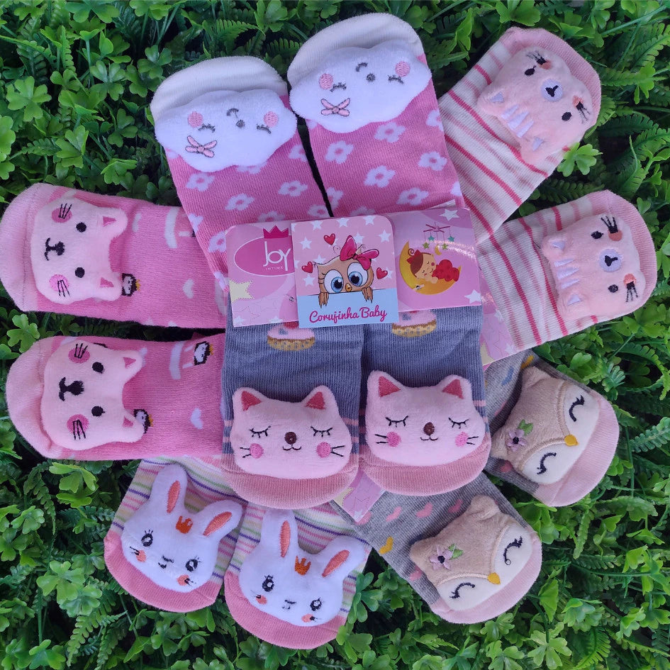 Meia Fofinha Bebê com pantufa e chocalho - compre 3 e leve 4